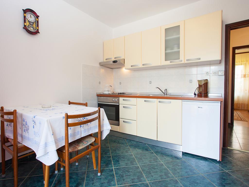 Apartment Nerina โปเรช ภายนอก รูปภาพ
